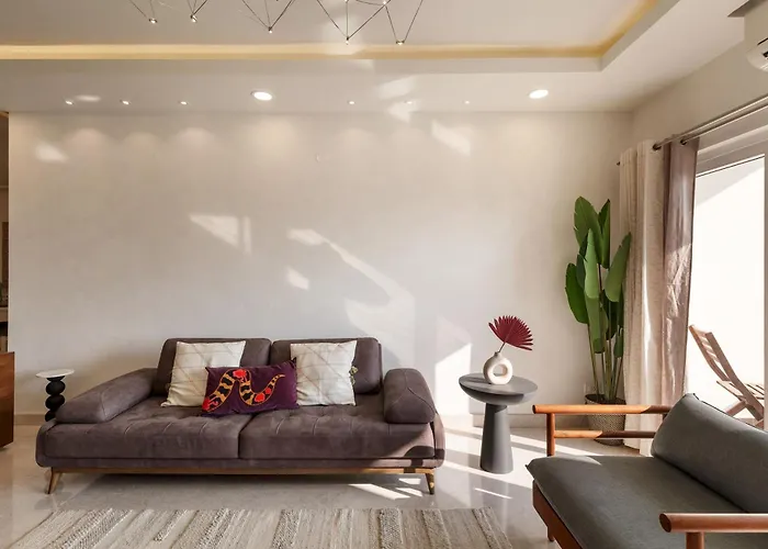 The Ivy Apartment By Red Olive3Bhkhitech City